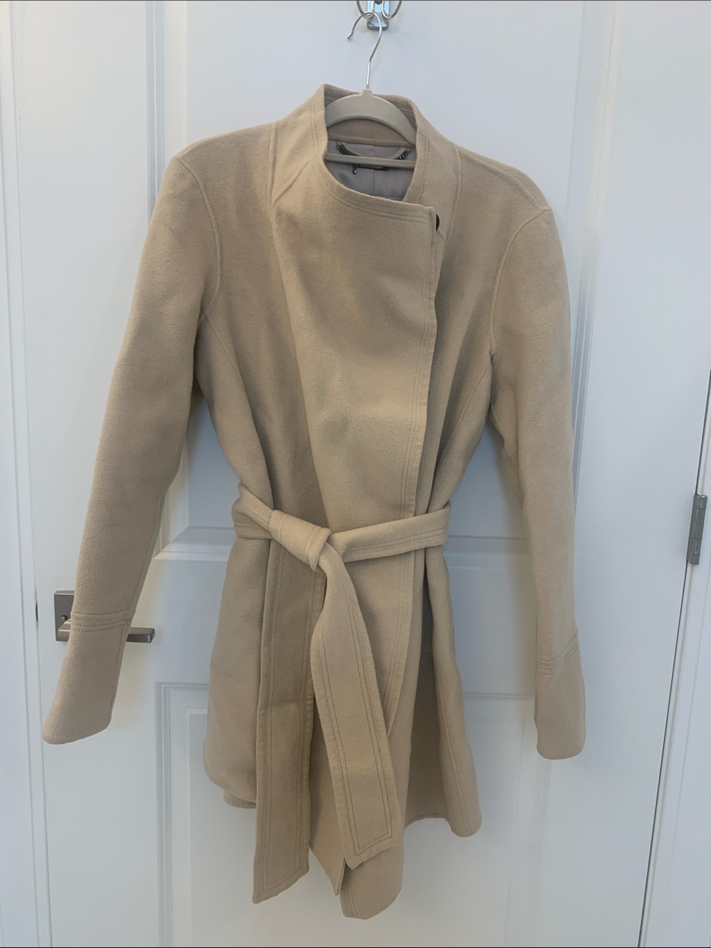 Laundry By Shelli Segal Beige Belted Coat